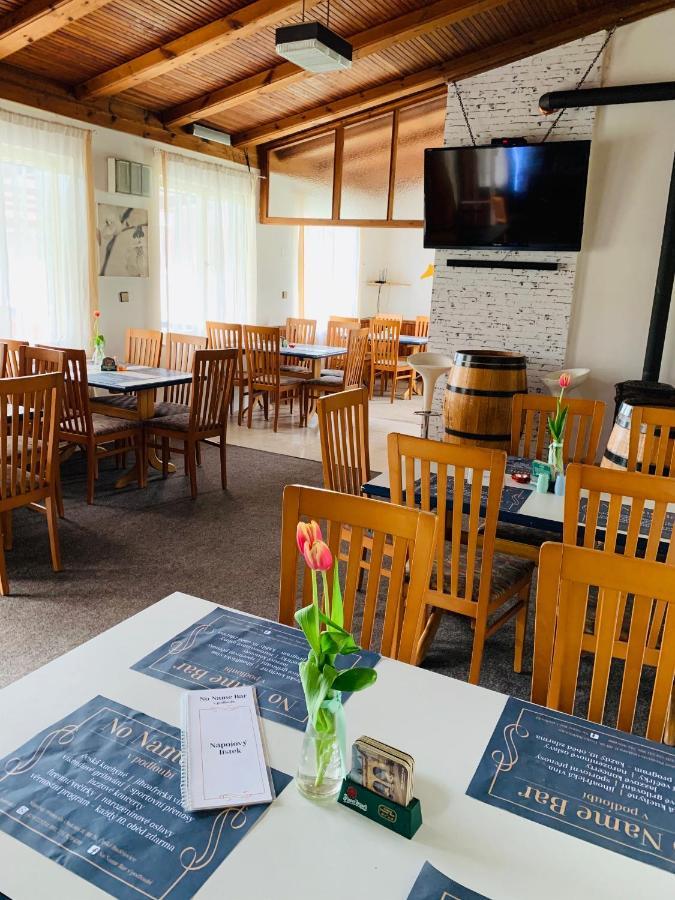 Penzion Tomy Na Plazi Hotel Frymburk Exterior photo